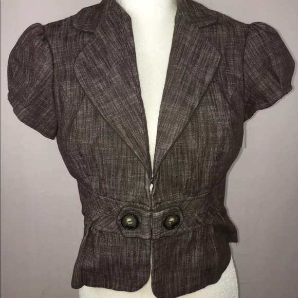 IZ cropped blazer! NWT 💯 flawless! L - Picture 1 of 8